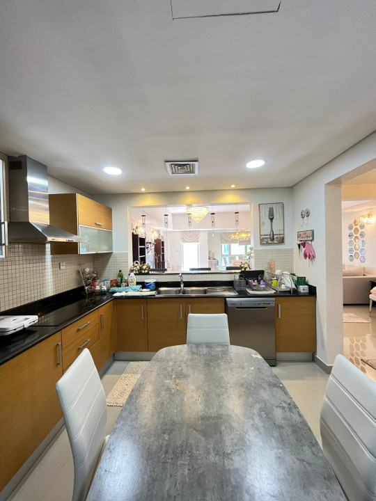 صورة شقة للبيع في جزر امواج #9930 2