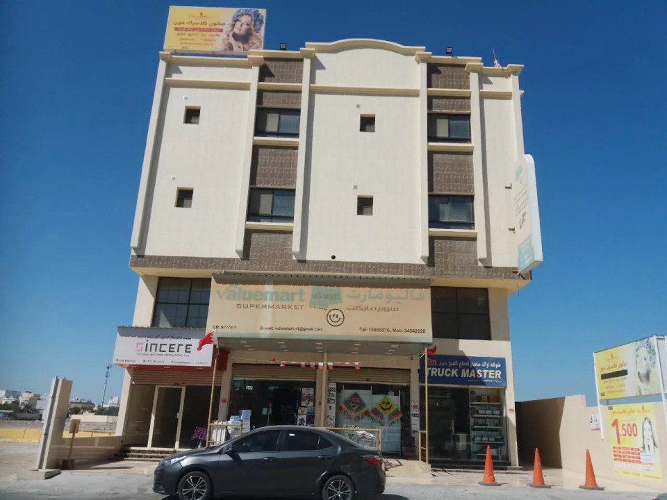 صورة مبنى للبيع في سند #9943 0