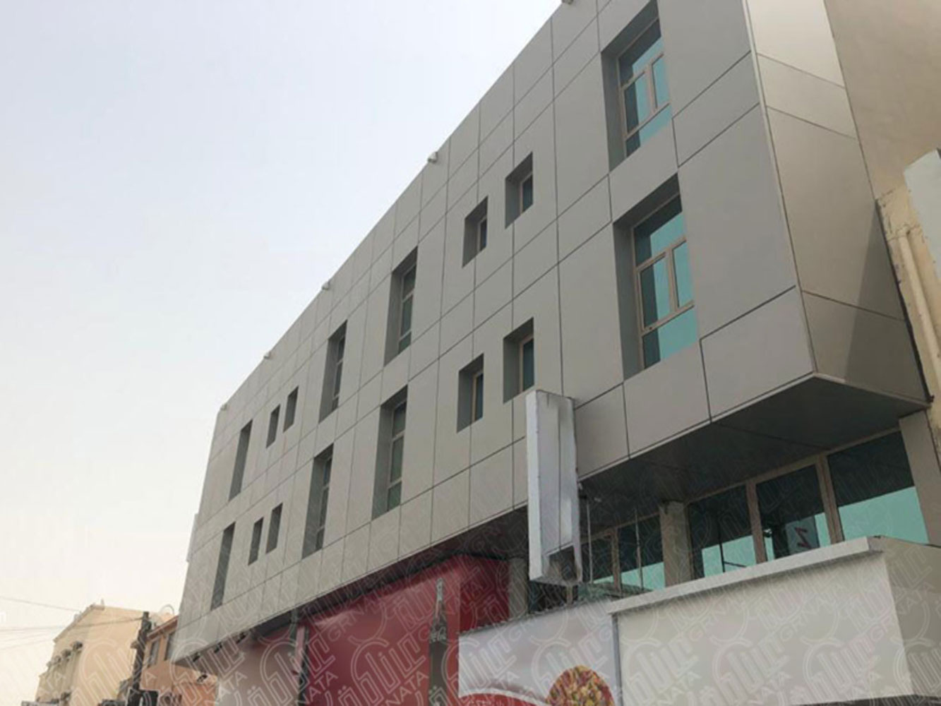 صورة مبنى للبيع في بو كوارة #1046 1