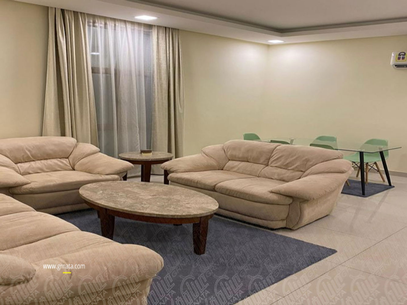 صورة مبنى للبيع في بو كوارة #1046 2