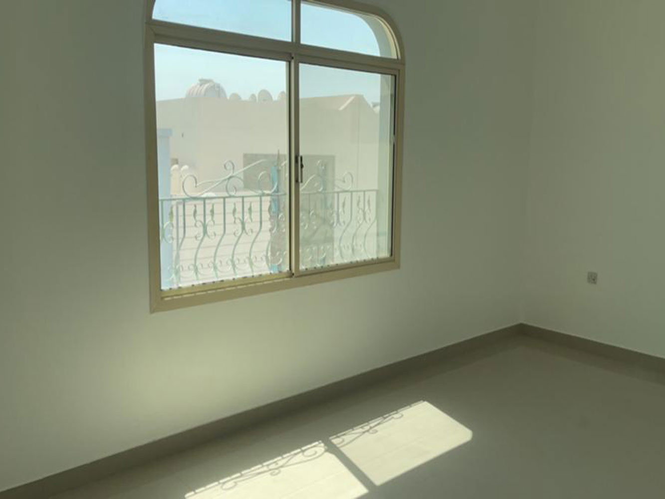 صورة شقة للإيجار في عراد #1077 3