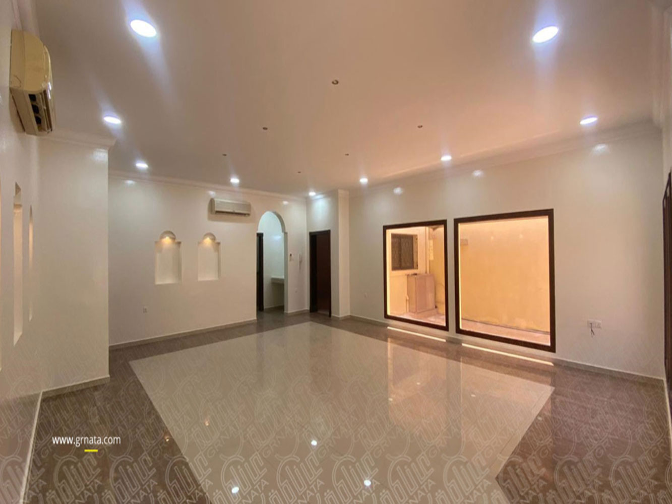 صورة مبنى للبيع في الحد #1094 2