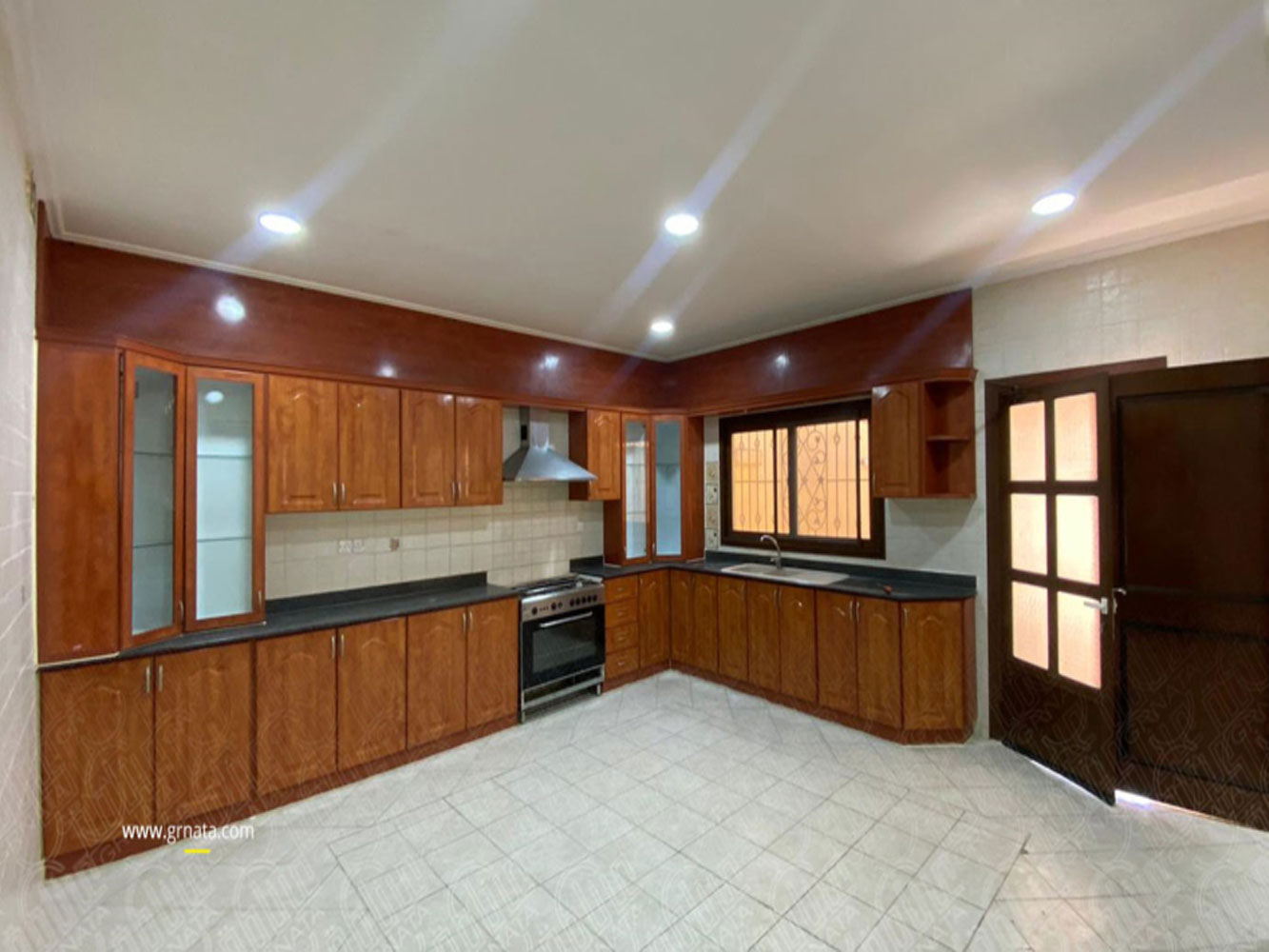 صورة مبنى للبيع في الحد #1094 4