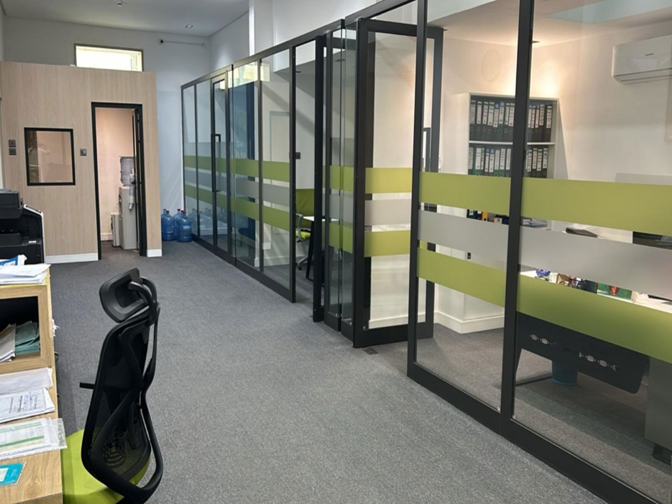 صورة مبنى للبيع في بو غزال #1771 2