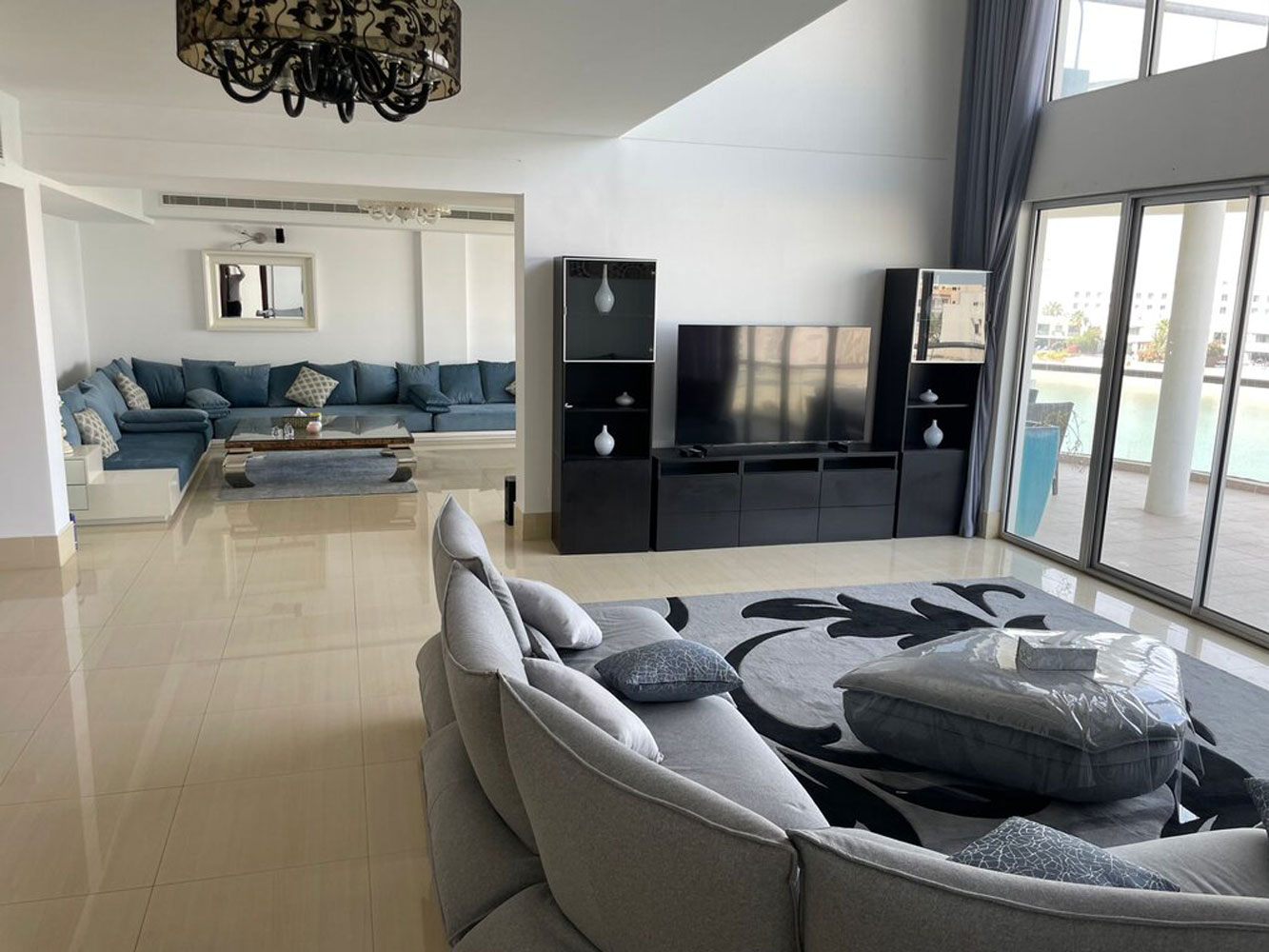 صورة بنتهاوس للإيجار في جزر امواج #393 1