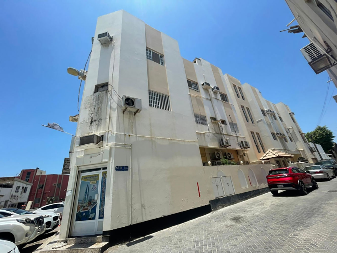 Building for Sale in Diraz Image #517 0