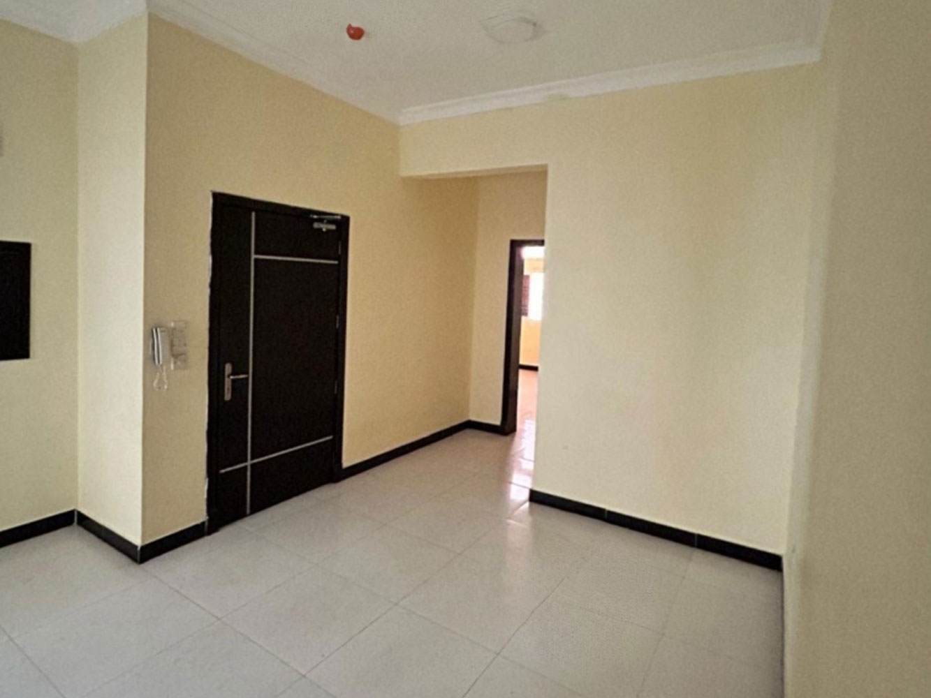 صورة مبنى للبيع في بو كوارة #5879 4