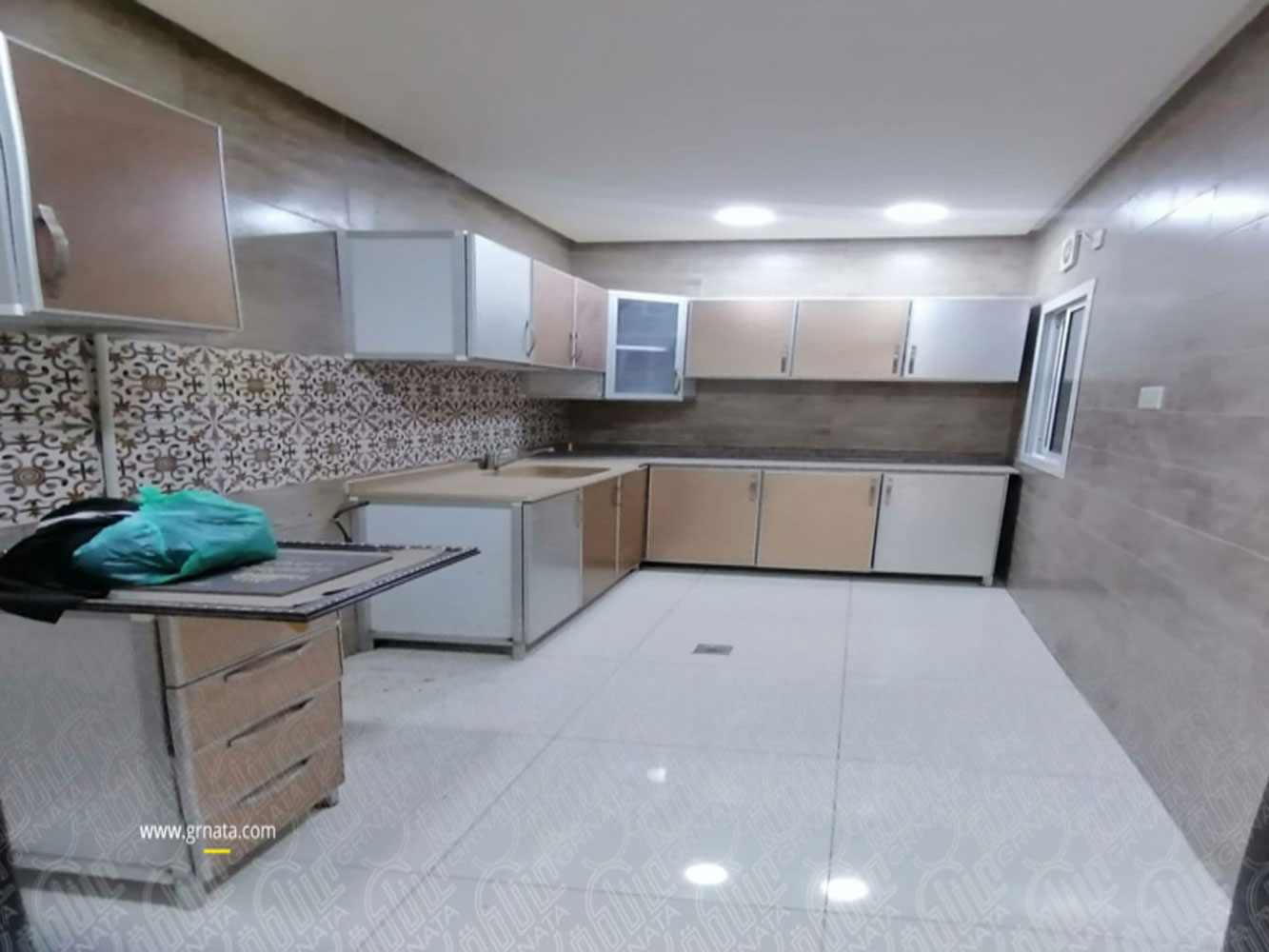 صورة مبنى للبيع في الحد #5885 3