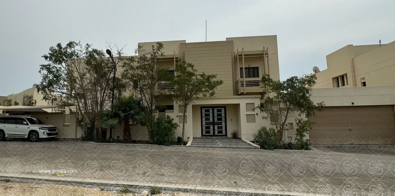 Villa for Sale in Areen Image #7236 0 