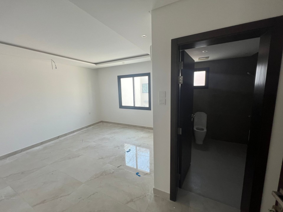 property 7455 image 5