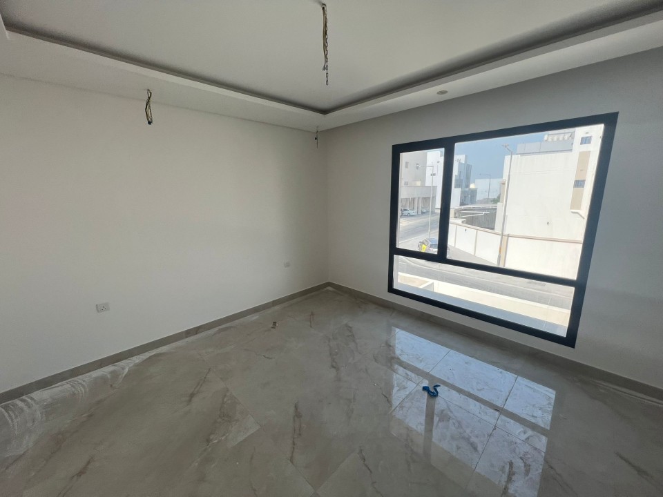 property 7455 image 6