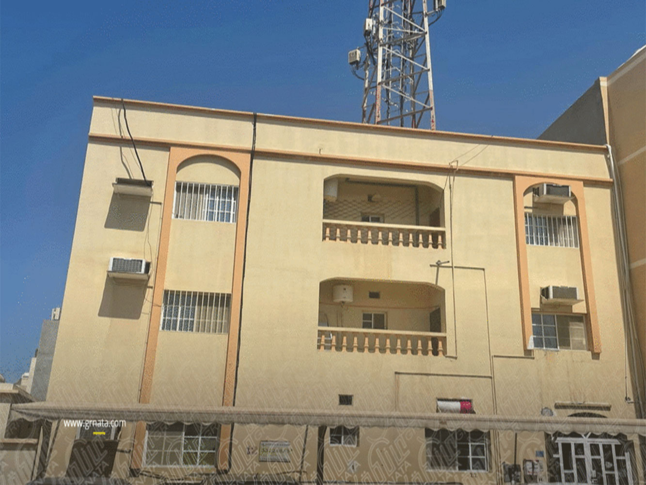 صورة مبنى للبيع في الحد #757 0