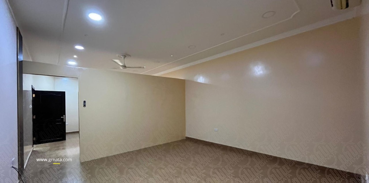 property 7575 image 2