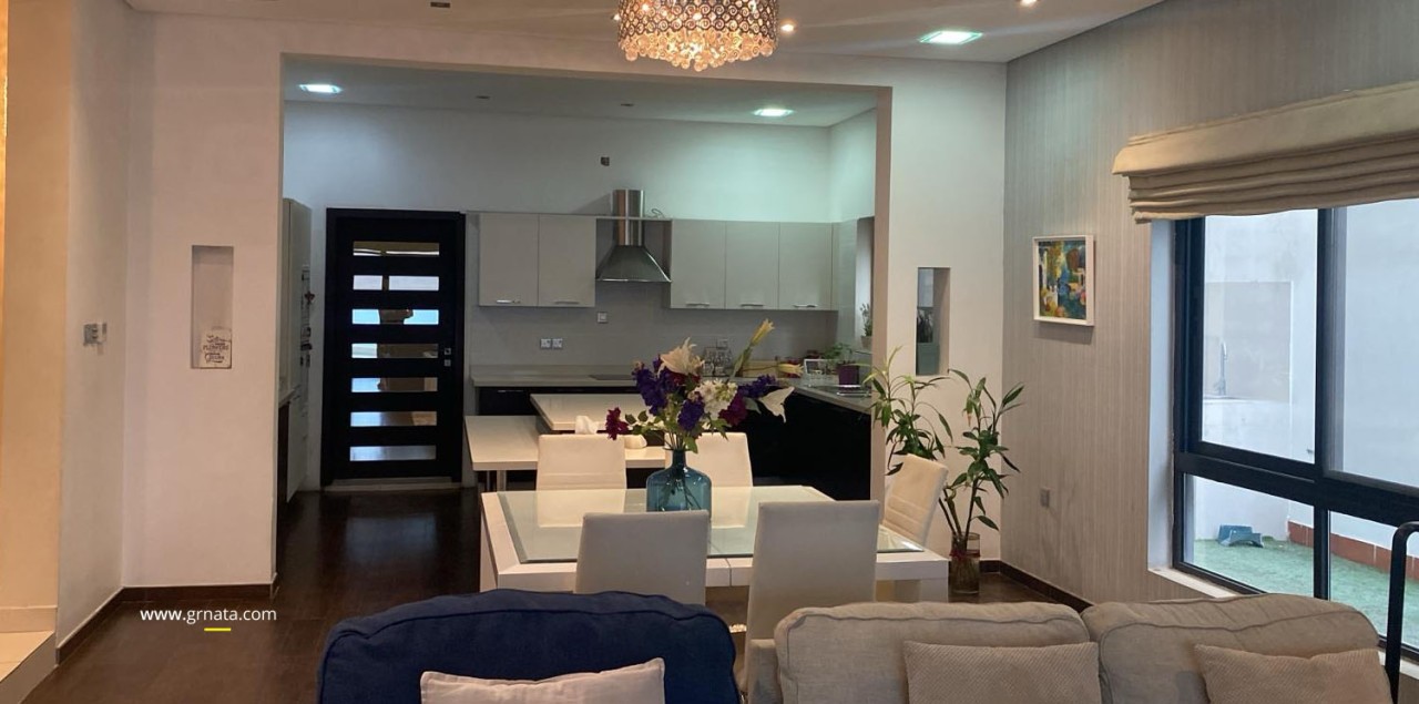 صورة فيلا للبيع في توبلي #7857 1