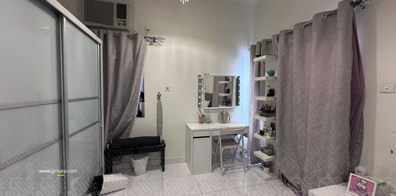 property 7913 image 5