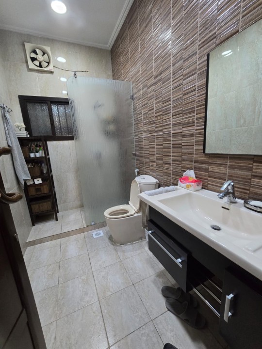 Villa for Sale in Riffa Image #8346 7