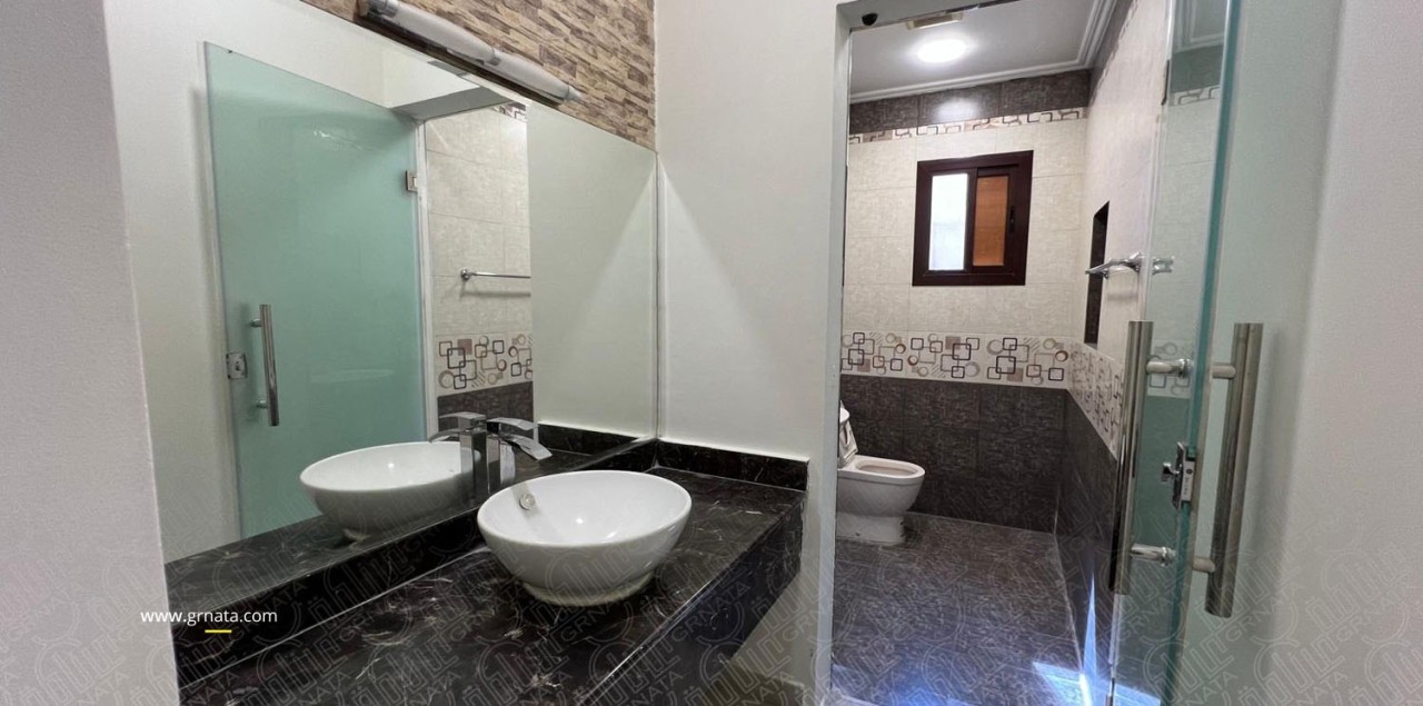 صورة فيلا للإيجار في الحد #8420 5