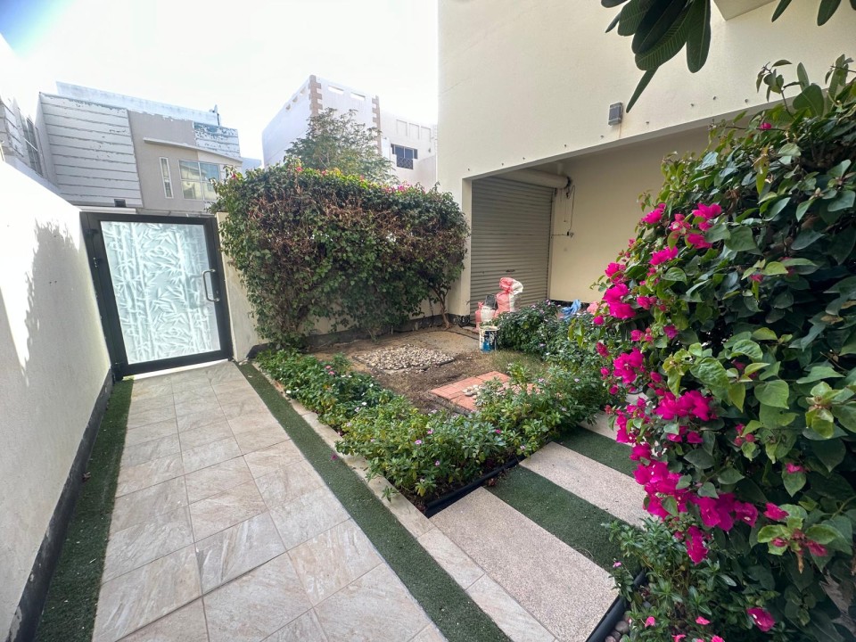 Villa for Sale in Maqaba Image #8716 1