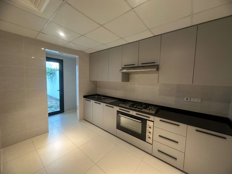 صورة فيلا للبيع في مقابة #8729 2