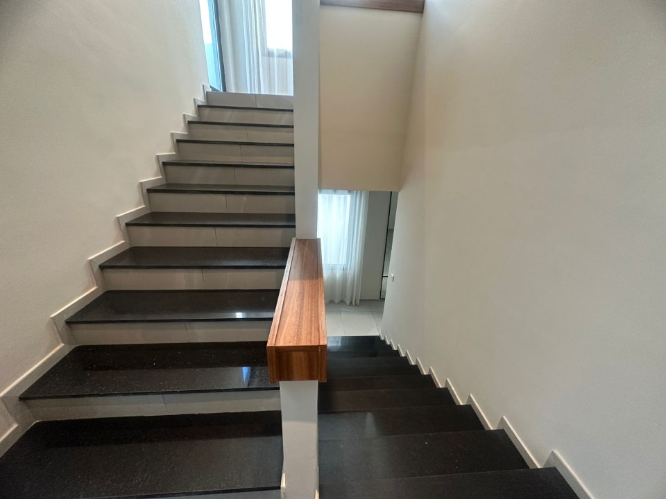 صورة فيلا للبيع في مقابة #8729 3