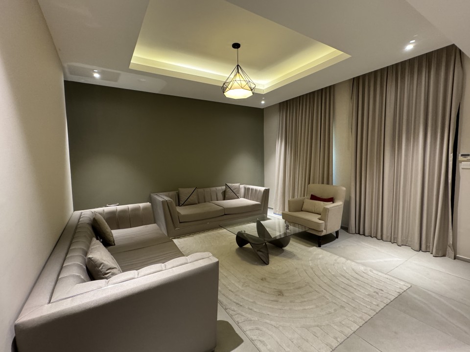 صورة فيلا للبيع في مقابة #8732 8