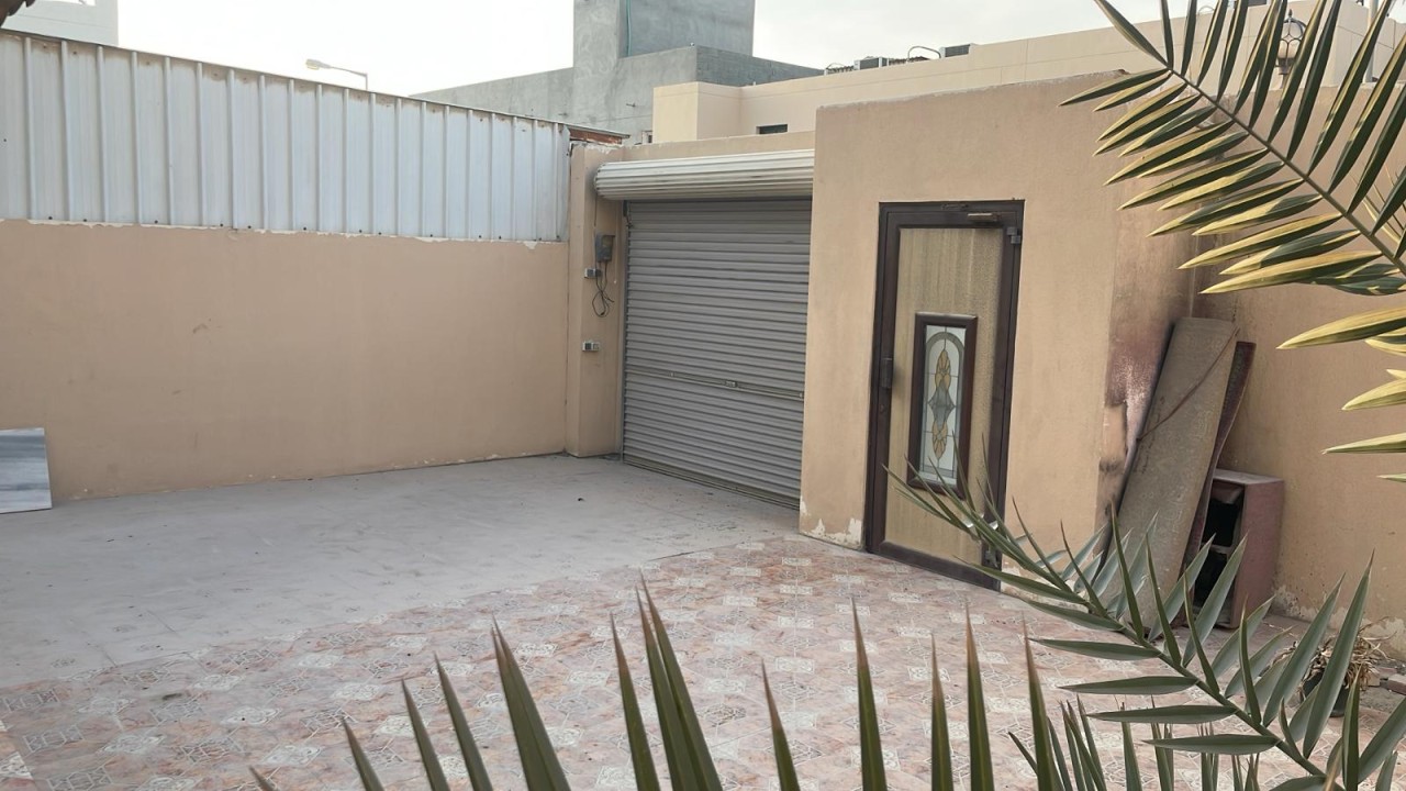 Villa for Sale in Hamad Town Image #8927 4