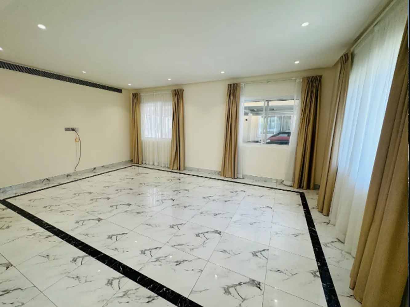 property 5330 image 8