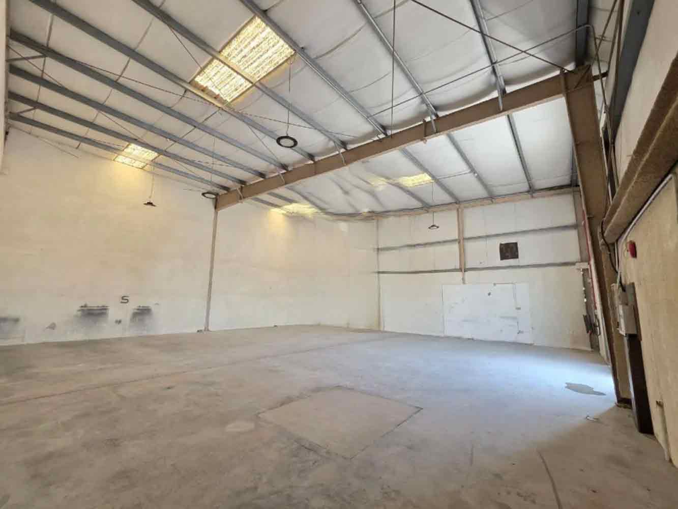 صورة مخزن للإيجار في سترة الصناعية #5377 3